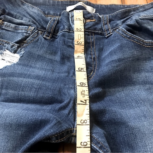 Refuge Factory Distressed Jeans Size 2 - Picture 8 of 11
